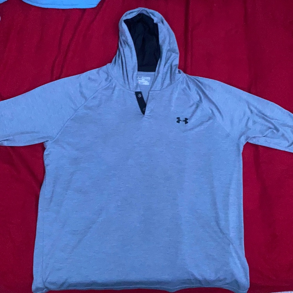 Under Armor Loose Pullover